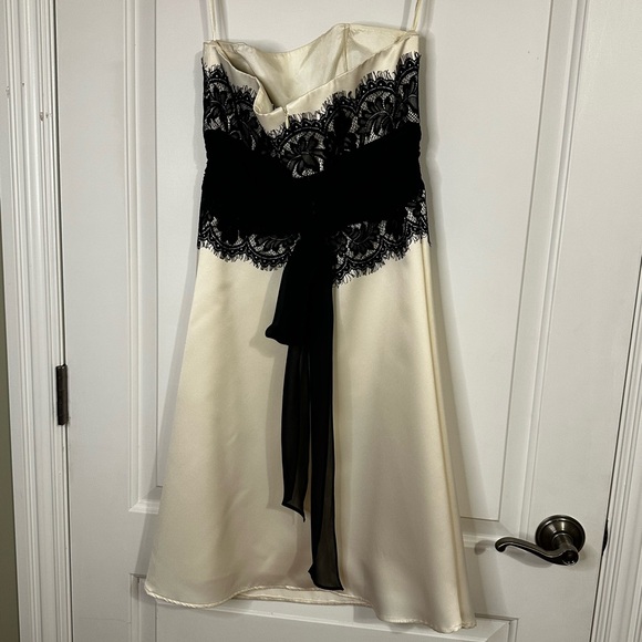 White House Black Market Elegant Black and Cream Lace Dress - Picture 2 of 3